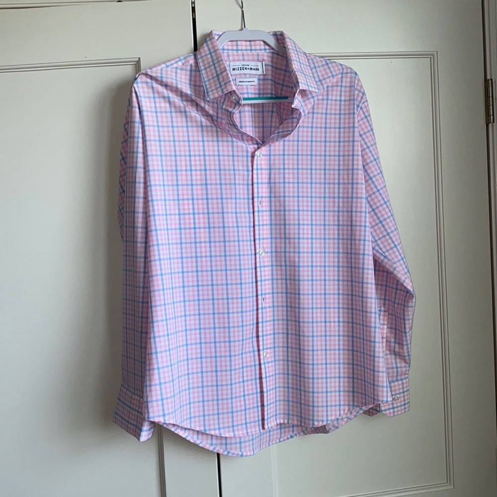 Mizzen and main mens dress shirt ( medium standard fit)